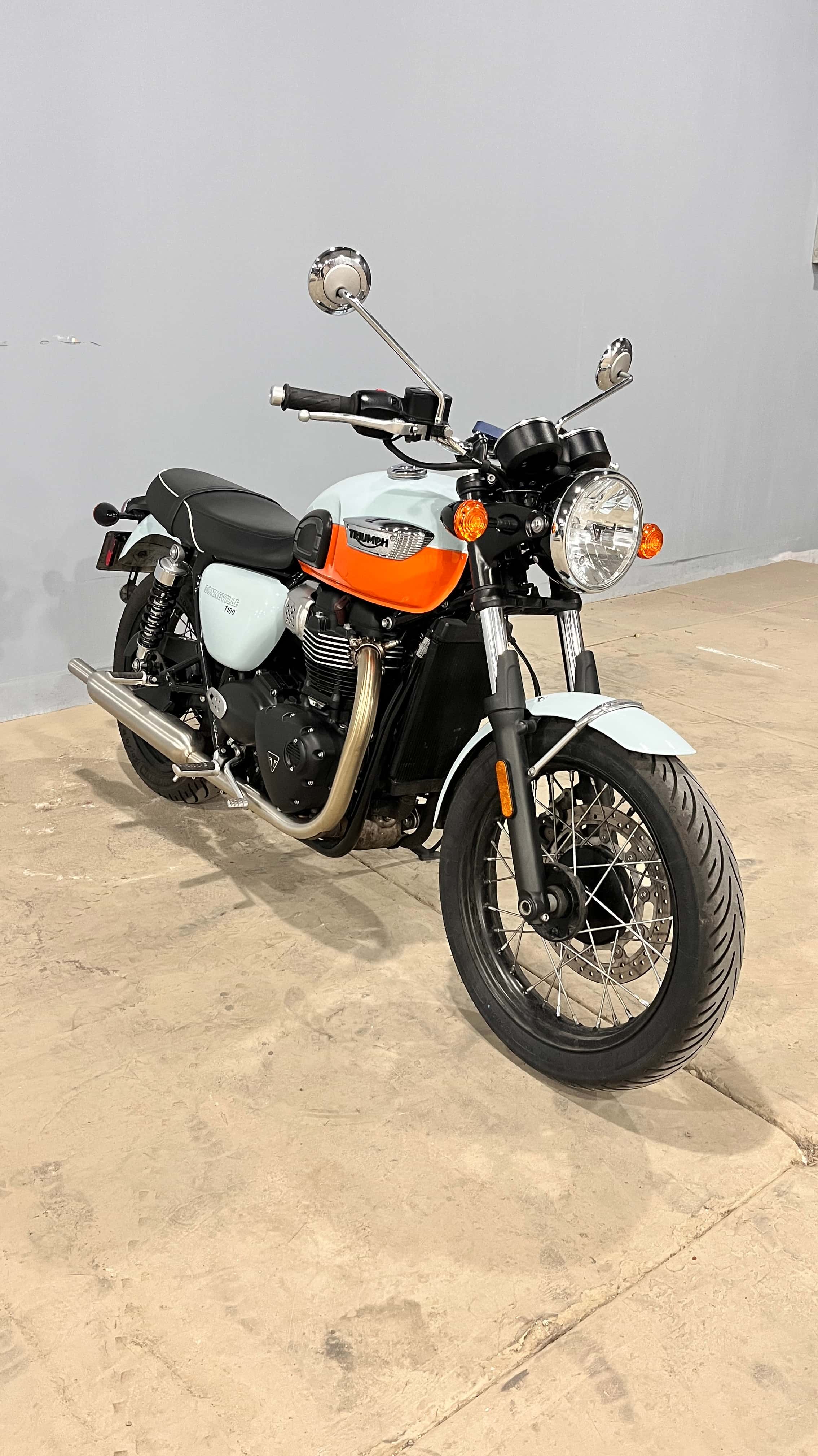 Triumph Bonneville T100 2023 - Foto 5